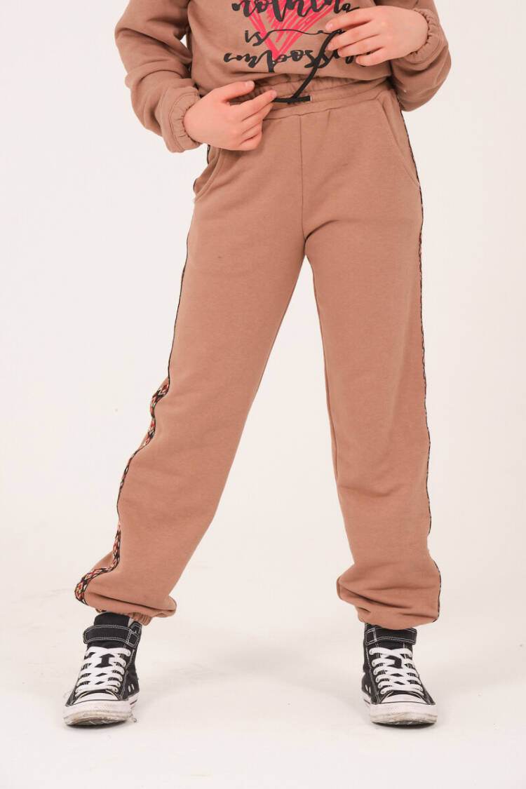 Wholesale Girls' Sweatpants with Striped Details 8-15Y - Brand: Jazziee - Kids & Baby Clothes Wholesale - Globality Store