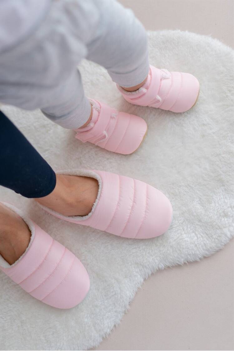 Wholesale Mom Slippers and Baby Booties 18-40 EU - Brand: Firststep - Kids & Baby Clothes Wholesale - Globality Store