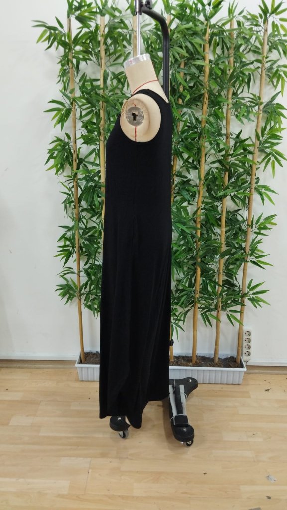 Women's Strappy Long Viscose Jumpsuit With Round Neck Pockets