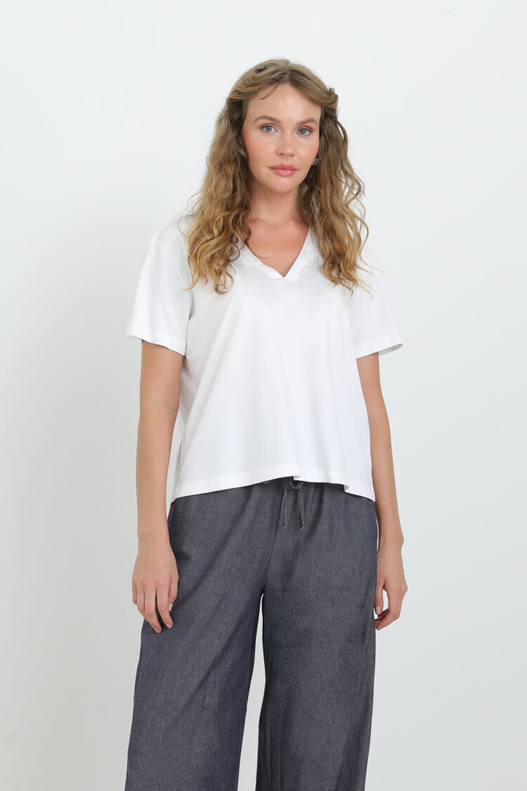White Casual Streetwear V-Neck Tshirt