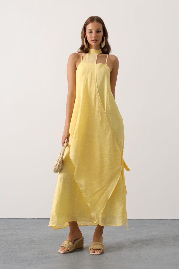 ElegantSlip Dress With Halter Neck And Cap Sleeves