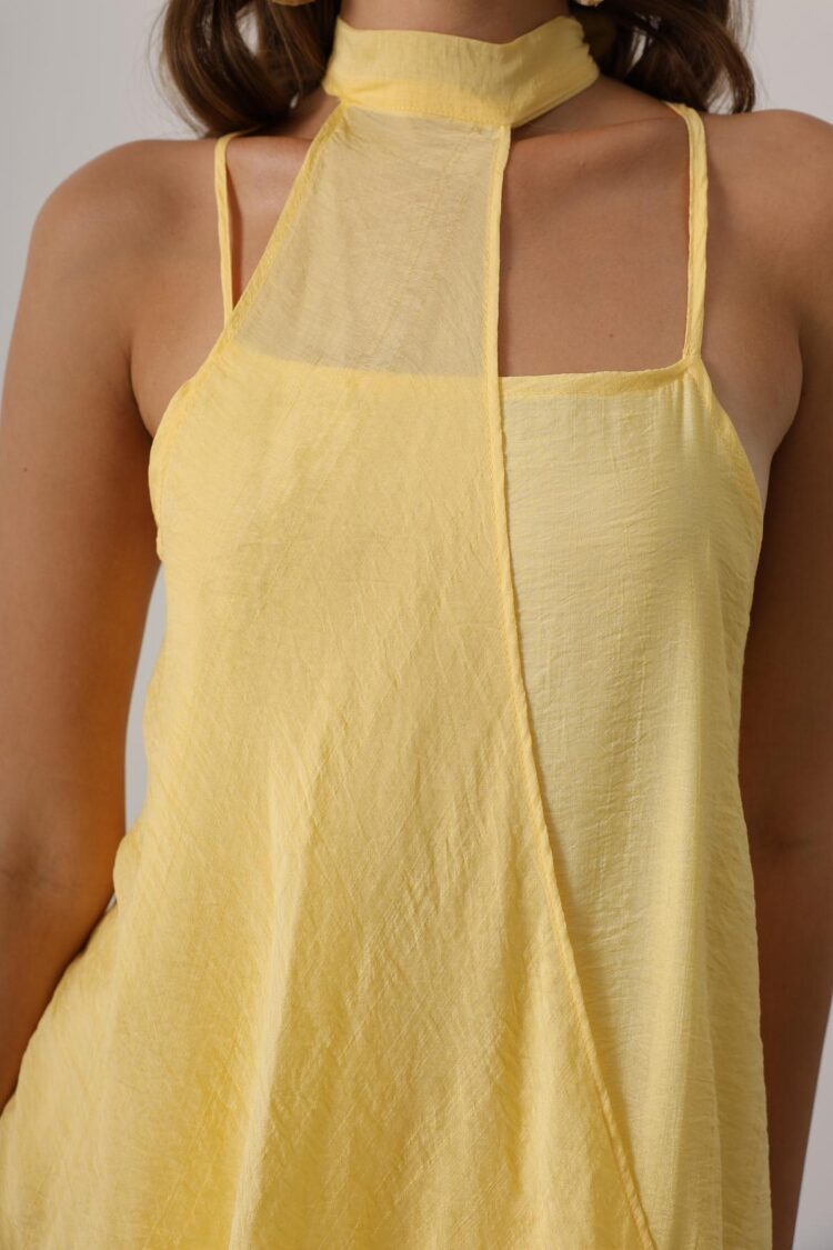 ElegantSlip Dress With Halter Neck And Cap Sleeves