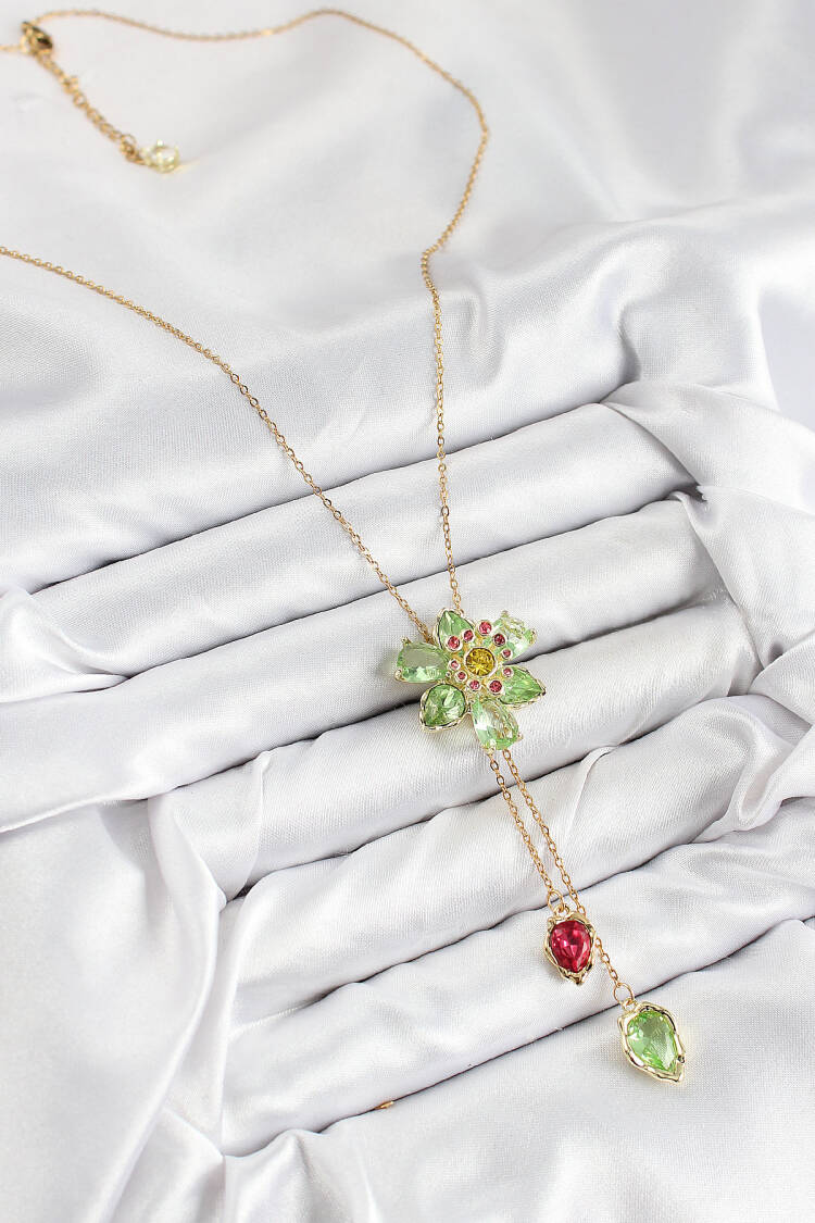 Vip Brass Zircon Stone Flower Model Gold Color Elevator Women Necklace