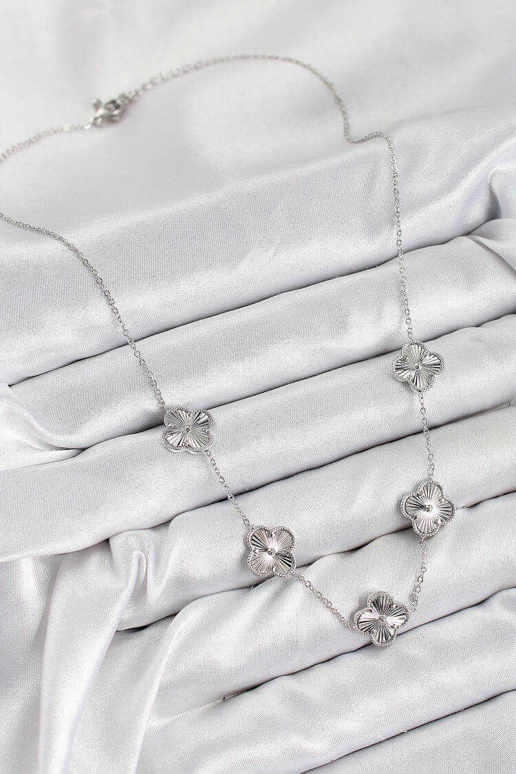 Brass Viper Clover Pattern Silver Color Women's Necklace