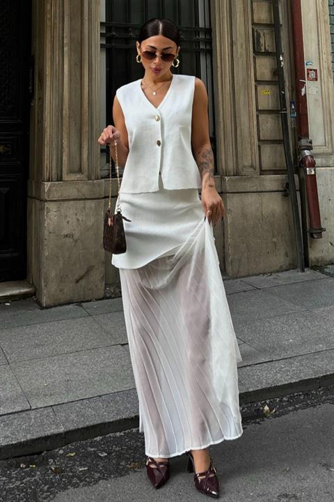 Vest And Pleated Skirt Knitwear Set