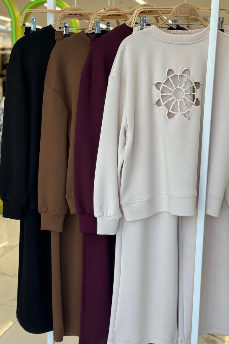 Beige Casual Sport Modest Jogger Set