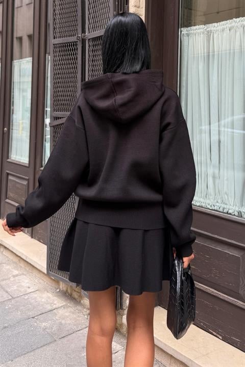 Pleated Mini Skirt Set With Hoodie