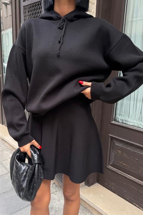 Pleated Mini Skirt Set With Hoodie