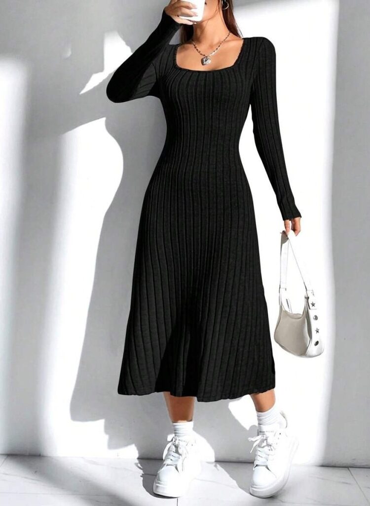 ElegantSheath Dress With Square Neck