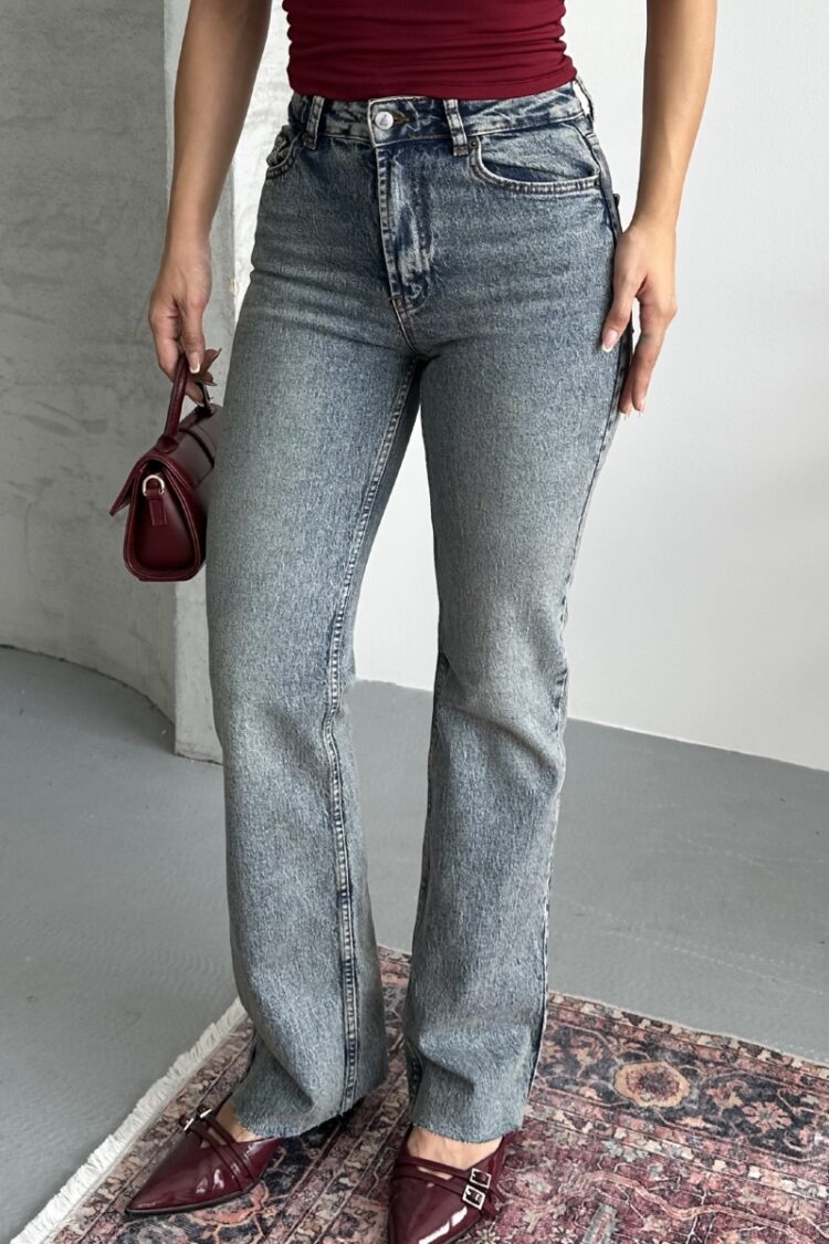 Mom Jeans High Waist Straight Leg