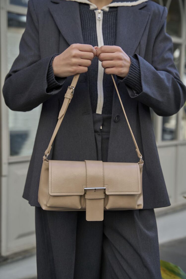 Coated Hand and Shoulder Bag Mink