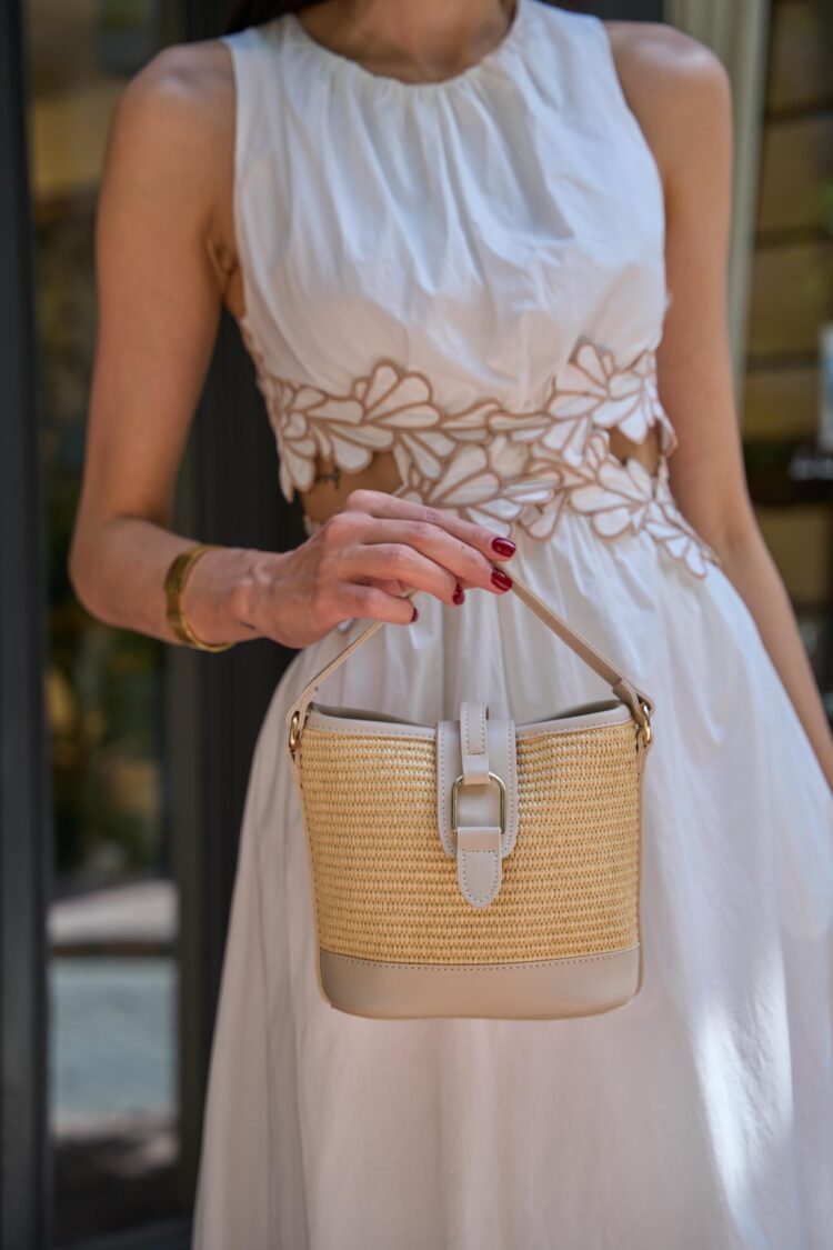Modern Design Buckle Hand and Shoulder Bag Cream Straw