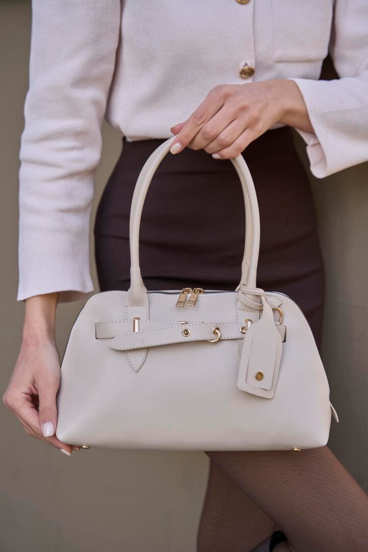 Retro Handbag Hand and Shoulder Bag Beige with Gold Accessories
