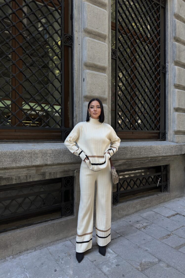 Casual Elegant Modest Suit