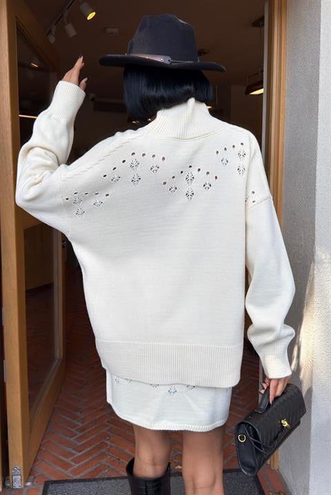 White Elegant Oversized Fit Set