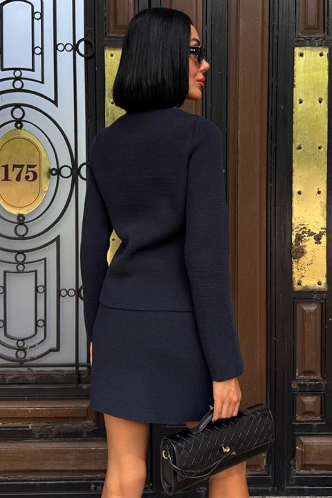 Formal Elegant Set