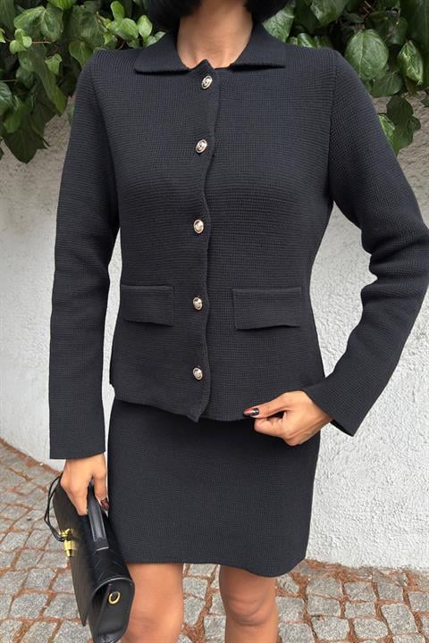 Elegant Set With Pencil Skirt