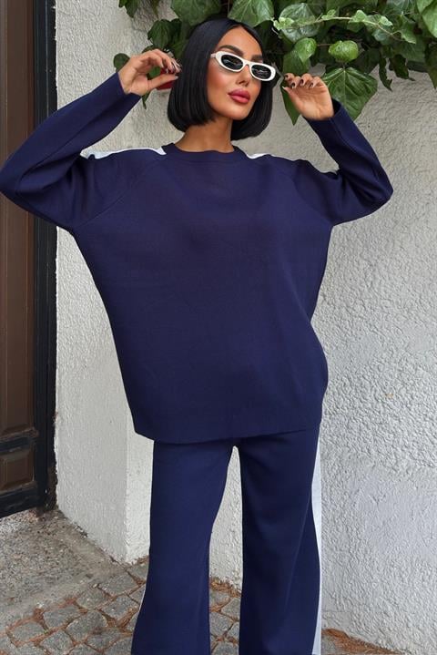 Casual Sporty Set With Bootcut Pants