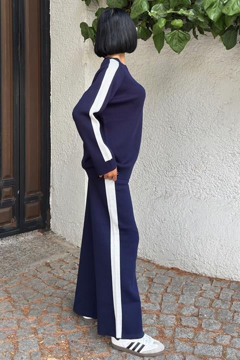 Casual Sporty Set With Bootcut Pants