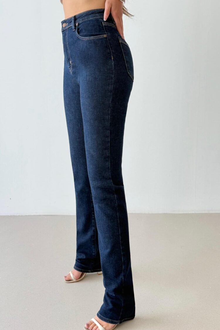 Blue High Waist Mom Jeans With Straight Leg