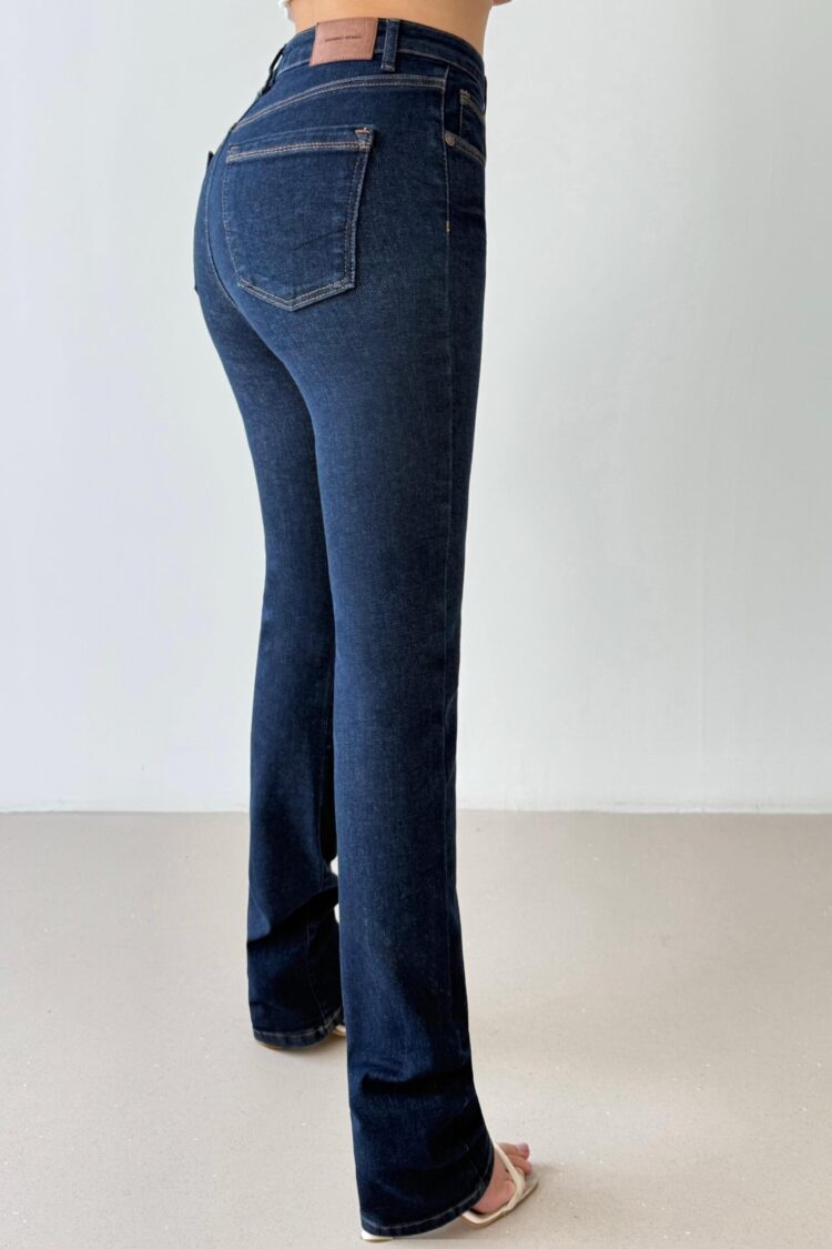Blue High Waist Mom Jeans With Straight Leg