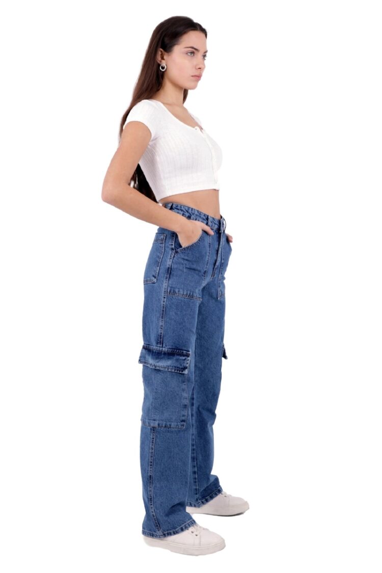 Cargo Pocket Wide Leg Jeans