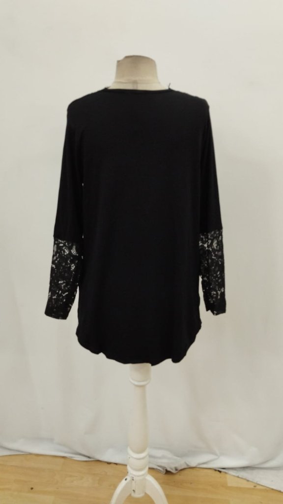 Black Elegant V-Neck Blouse With Long Sleeves