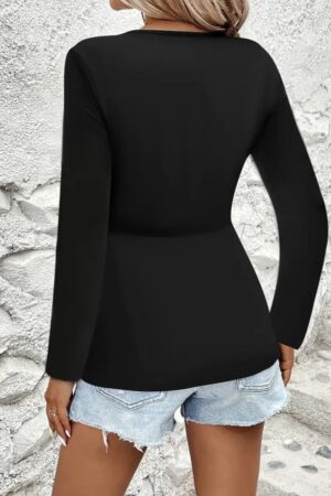 Blouse With Plunging Neck And Long Sleeves - Brand: Janes - Women & Kids, Baby Clothes Wholesale - Globality Store