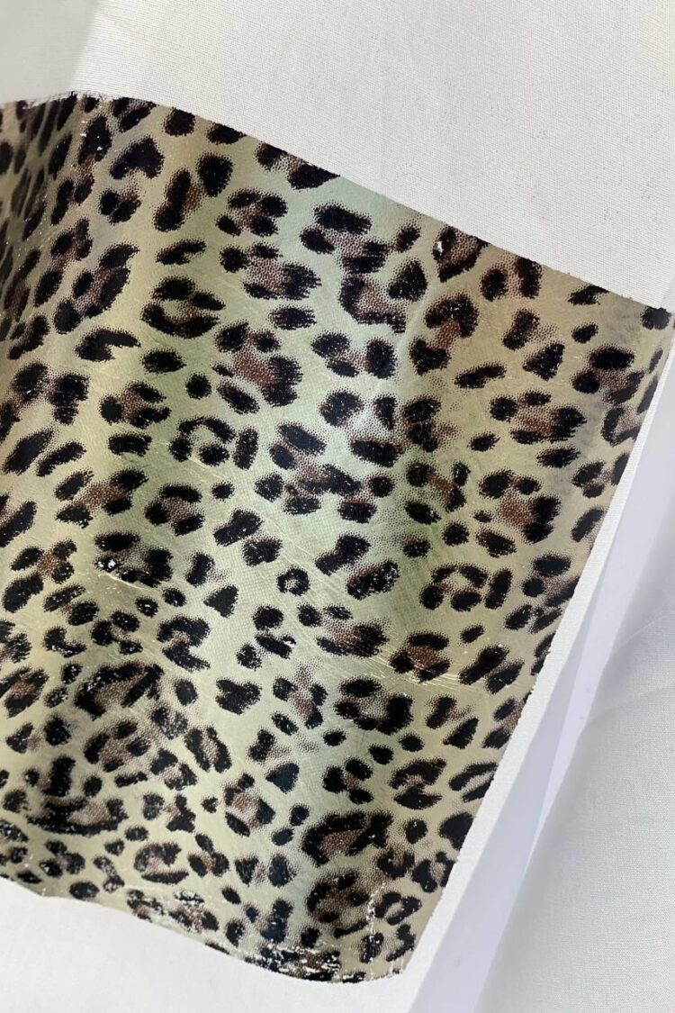 Casual Leopard Print Crop Shirt