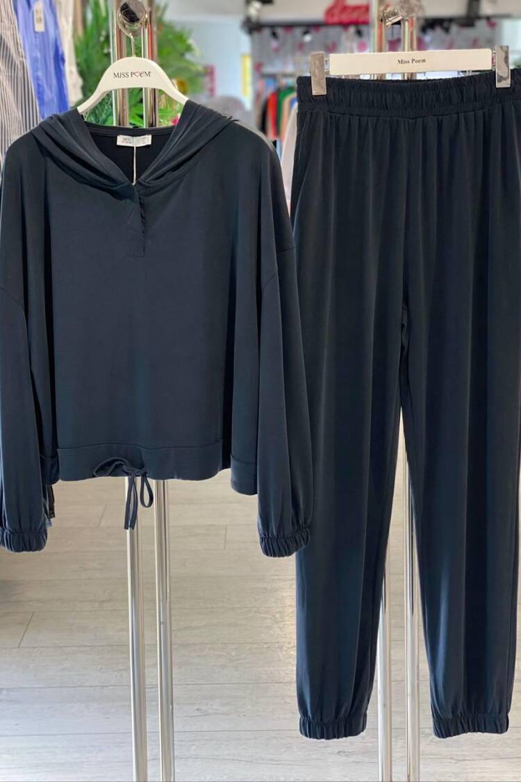 Casual Sport Modest Set - Brand: MISS POEM - Women & Kids, Baby Clothes Wholesale - Globality Store