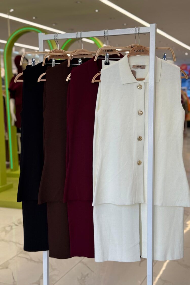 Elegant White Set With Pencil Skirt
