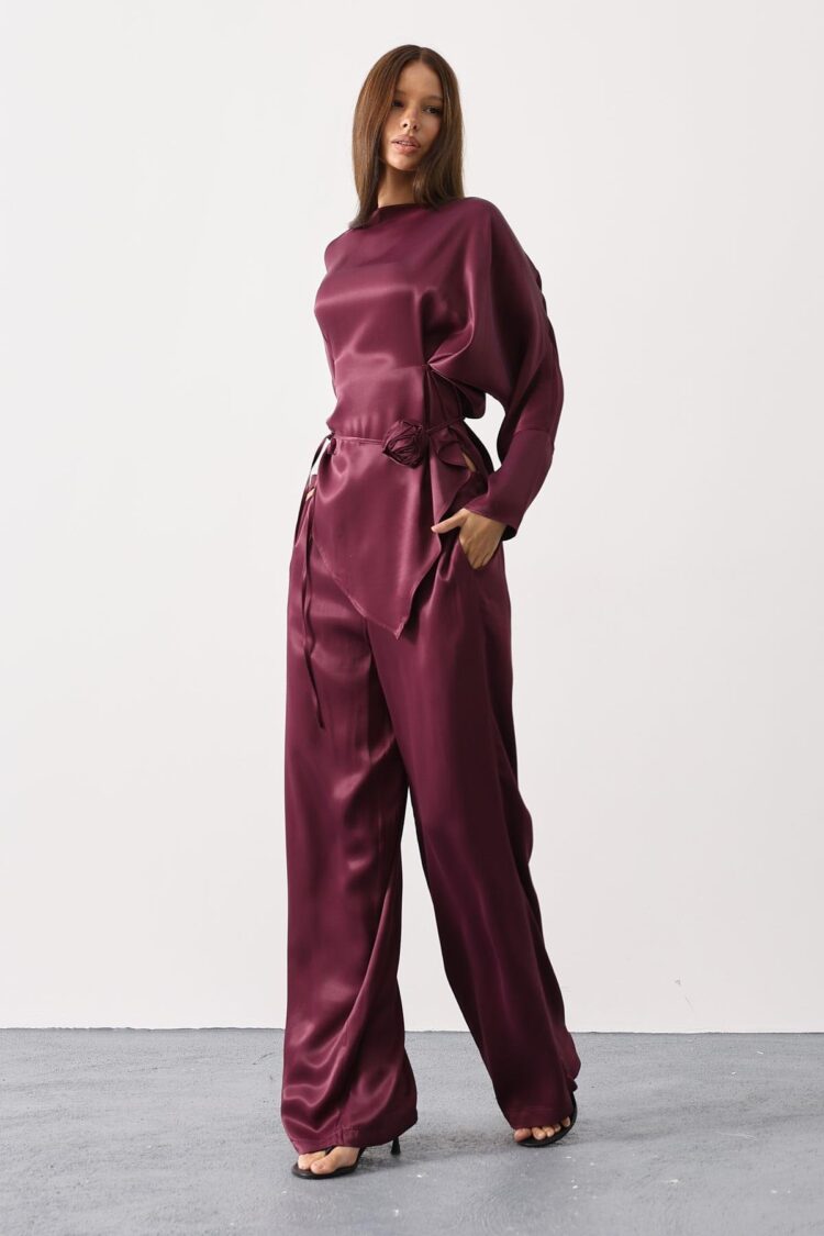Elegant Claret Red Set