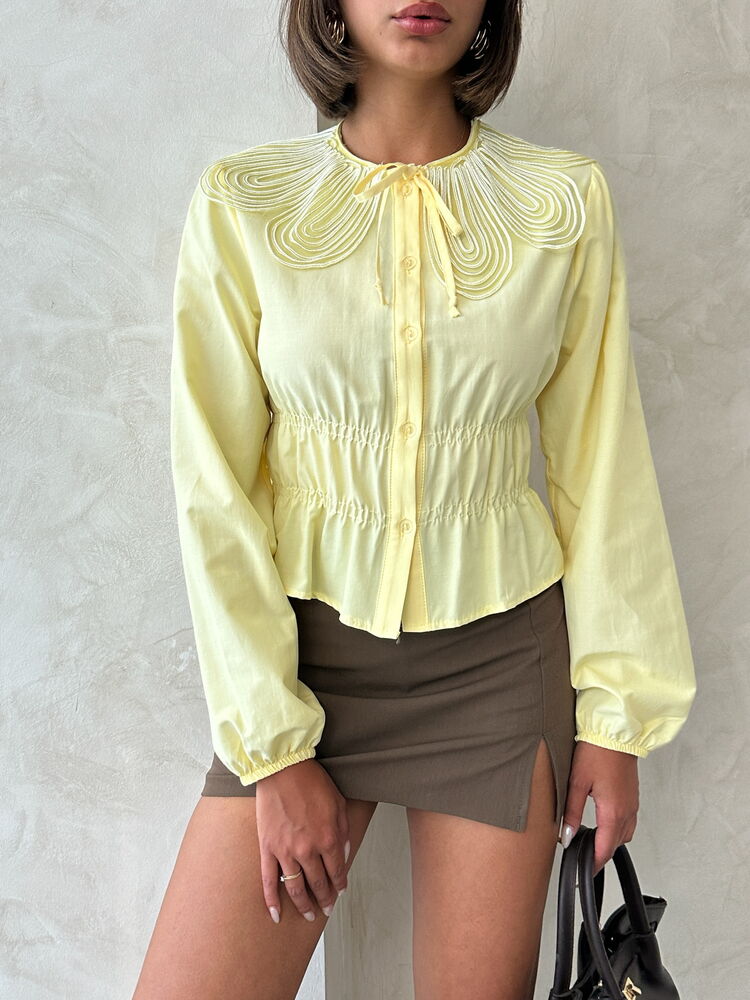 Fitted Casual Blouse With Long Straight Sleeves