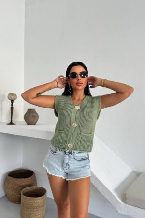 Green Cardigan With Buttoned Closure And Flap Pocket - Brand: My Jest Fashion - Women & Kids, Baby Clothes Wholesale - Globality Store