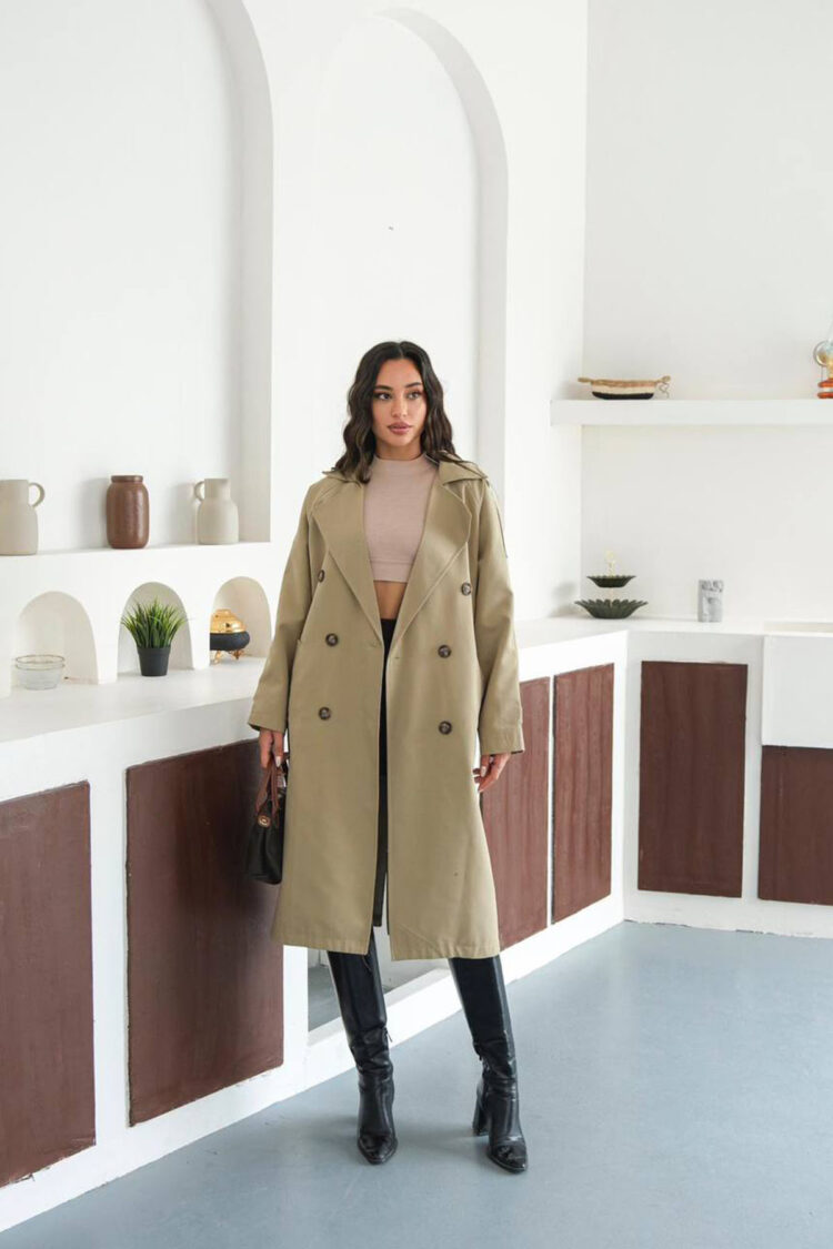 Beige Trenchcoat - Elegant Single-Breasted Classic