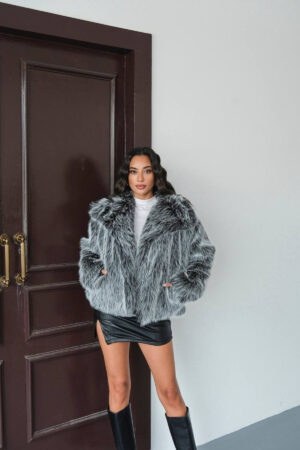 Black Retro Glam Elegant Oversized Fur Coat - Brand: Mode Roy - Women & Kids, Baby Clothes Wholesale - Globality Store