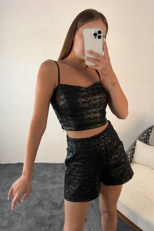 Black Sexy Glam Crop Top With Sweetheart Neck - Brand: Fame - Women & Kids, Baby Clothes Wholesale - Globality Store