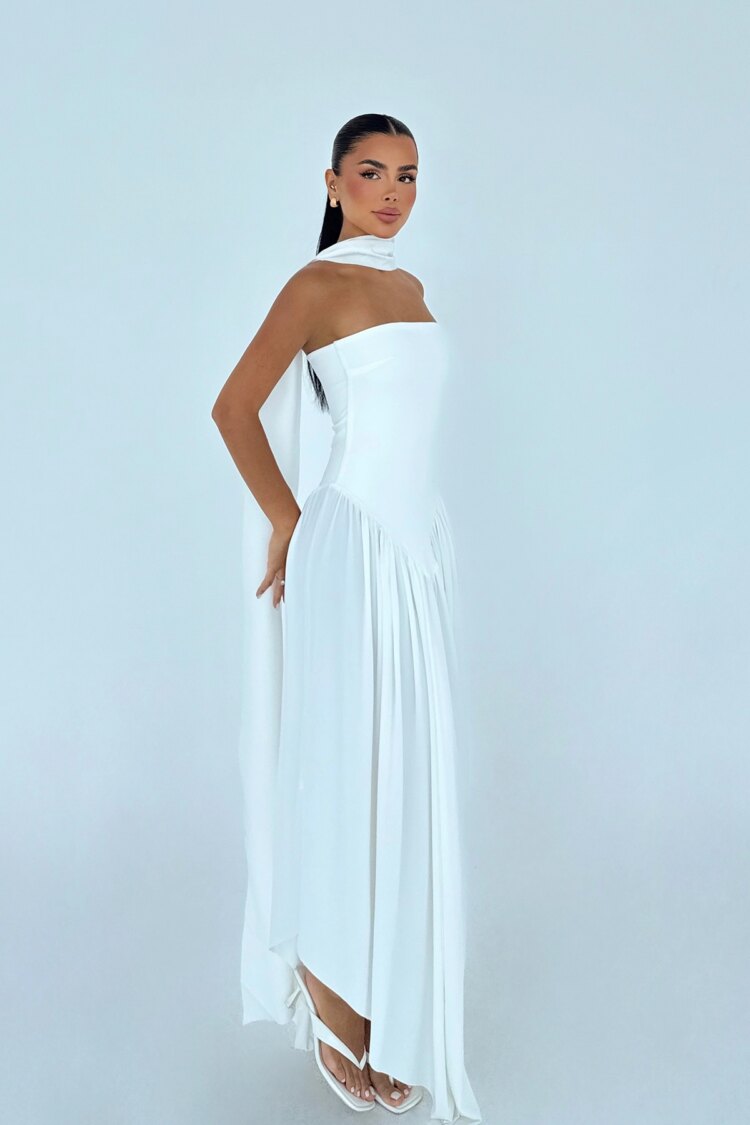 ElegantStrapless Maxi Dress