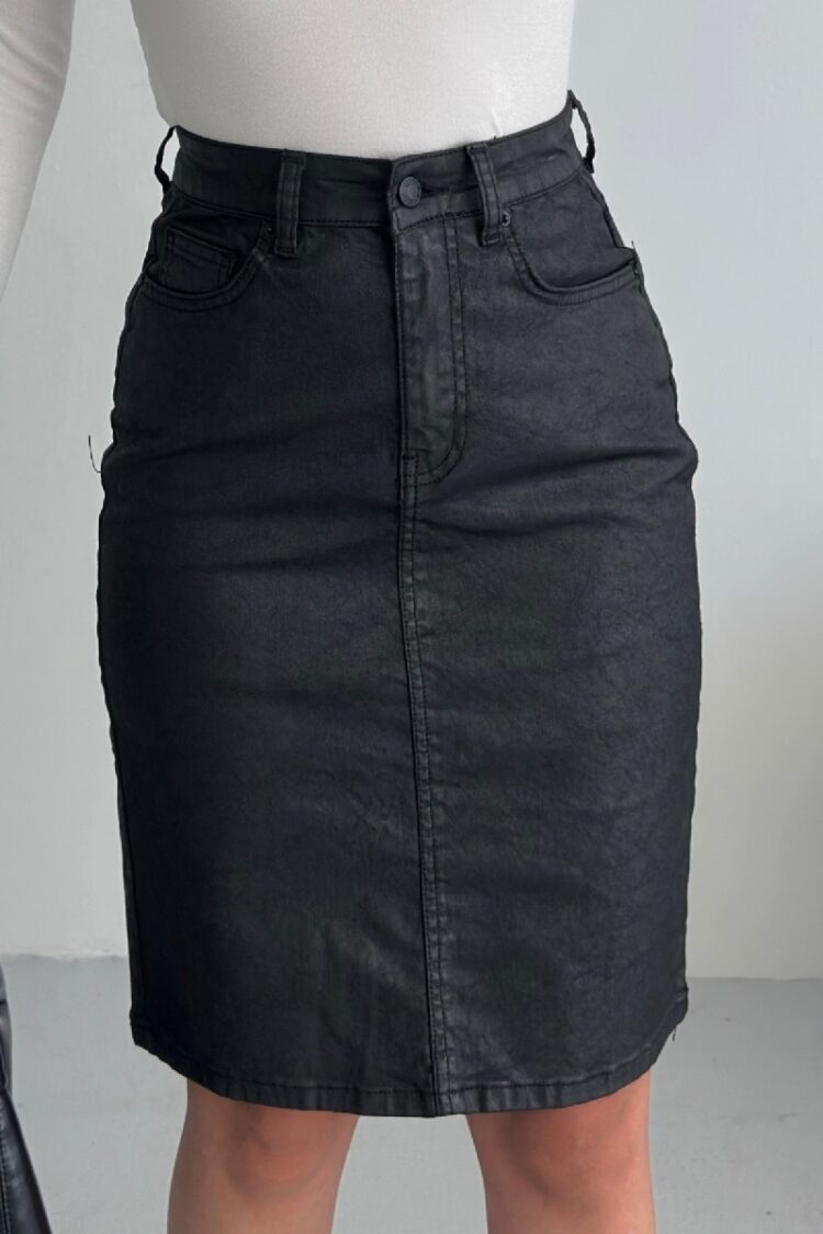 Black Pencil Midi Skirt With Buttoned Closure