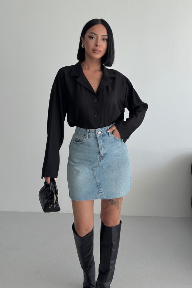 A-Line Mini Skirt With High Waist And Buttoned Closure