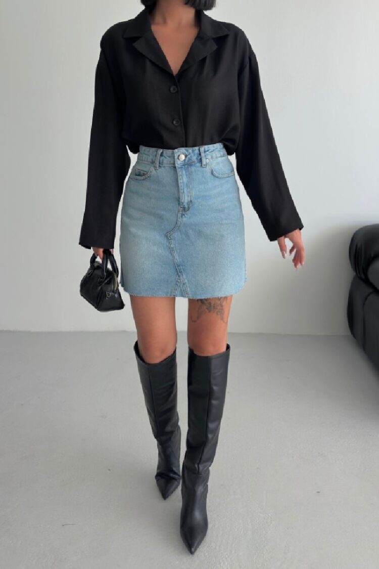 A-Line Mini Skirt With High Waist And Buttoned Closure