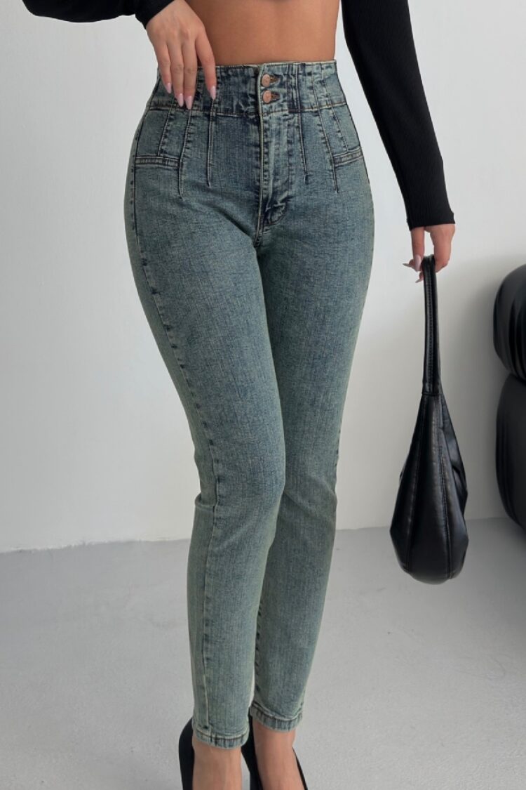 Mom Jeans High Waist Skinny Leg