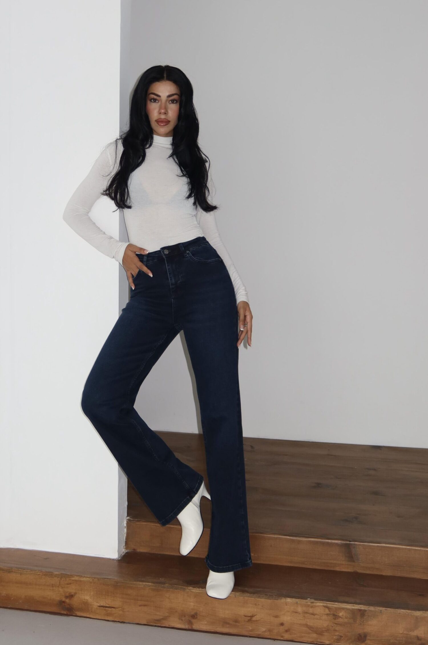 Jeans Bootcut Flare Leg High Waist - Brand: LACARINO - Women & Kids, Baby Clothes Wholesale - Globality Store