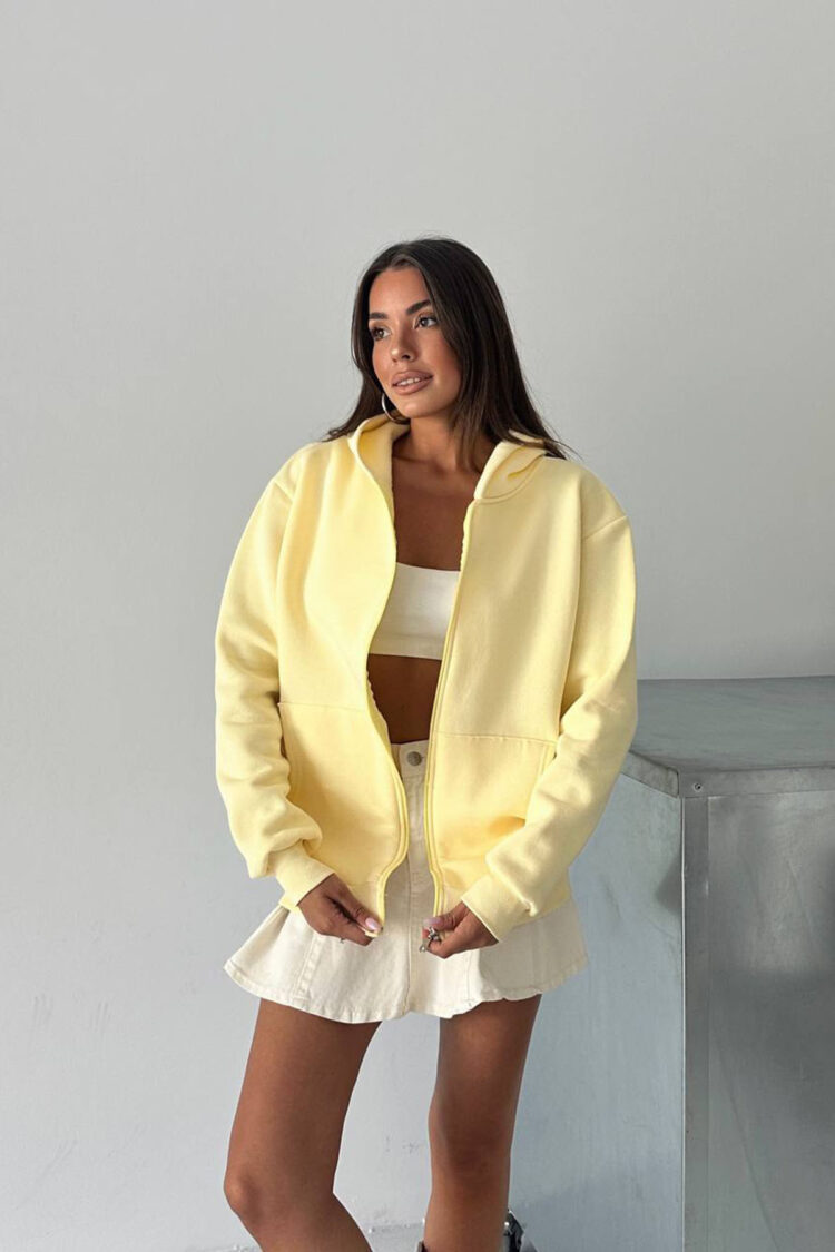 Sweatshirt With Hooded Neck And Oversized Fit