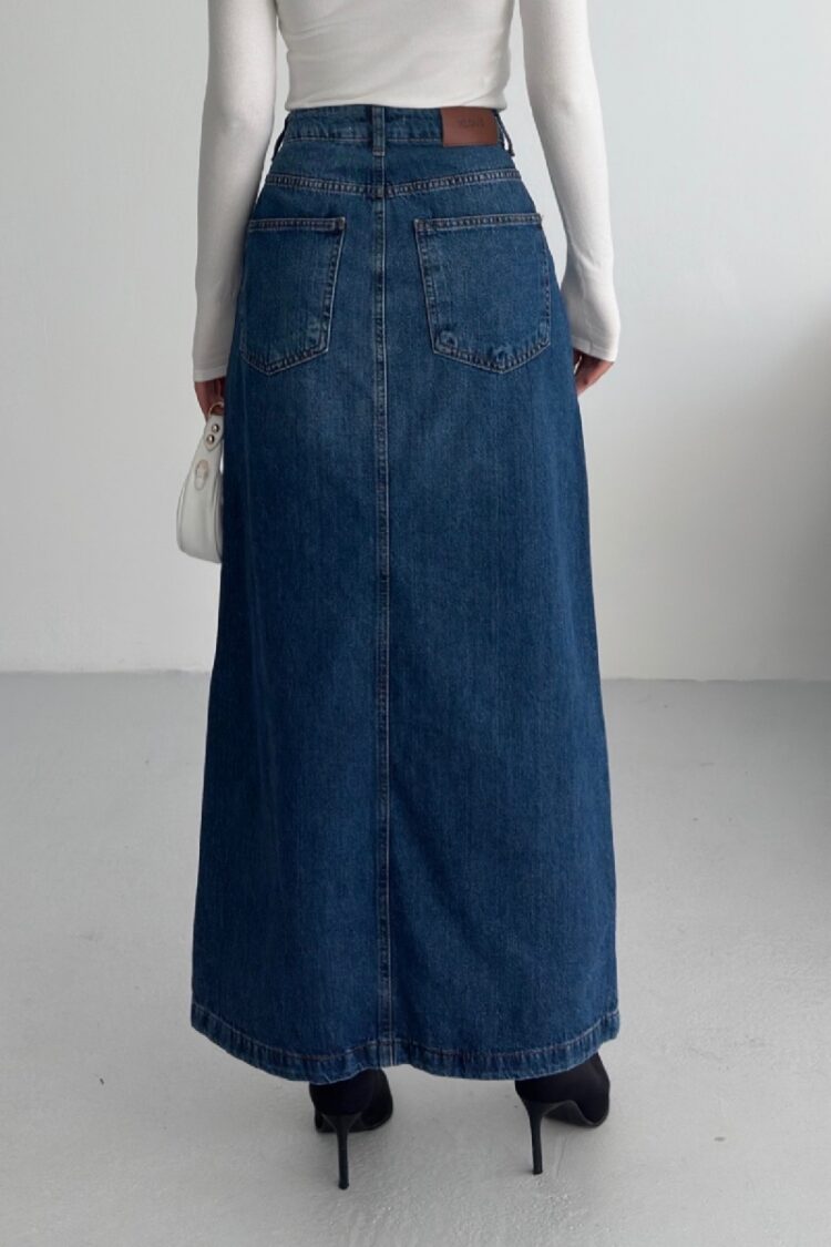 Blue A-Line Maxi Skirt With High Waist And Buttoned Closure