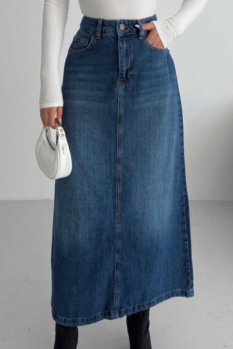 Blue A-Line Maxi Skirt With High Waist And Buttoned Closure
