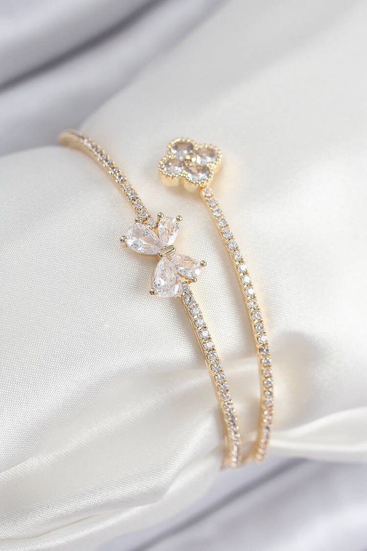 Brass Zircon Stone Bow And Clover Pattern Gold Color Women's Bracelet - Brand: Ebijuteri - Women & Kids, Baby Clothes Wholesale - Globality Store
