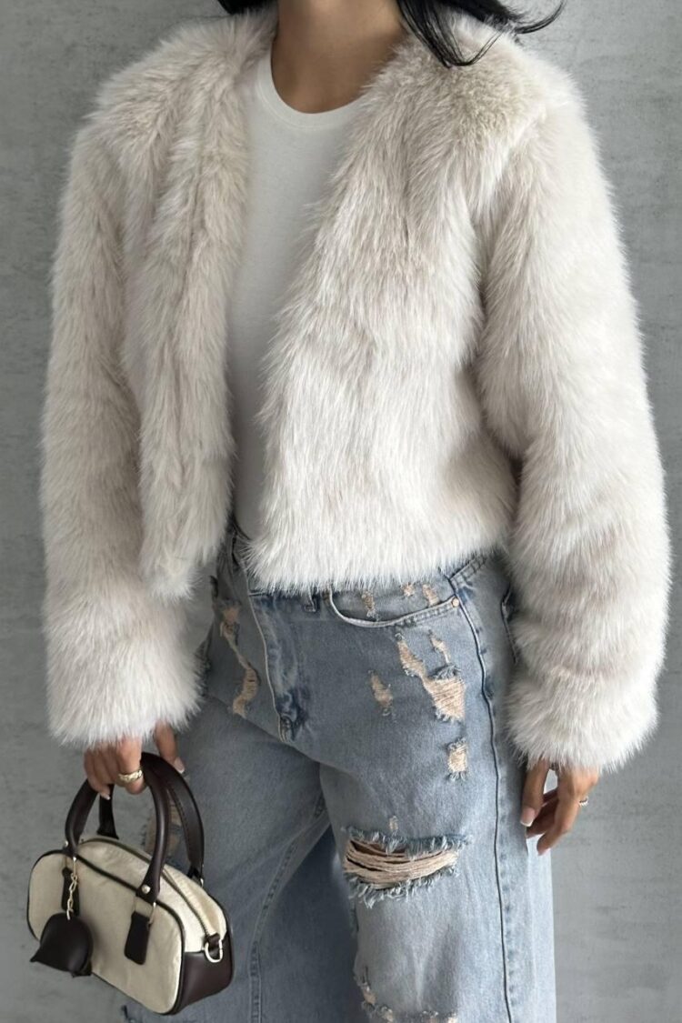 Elegant Beige Fur Jacket