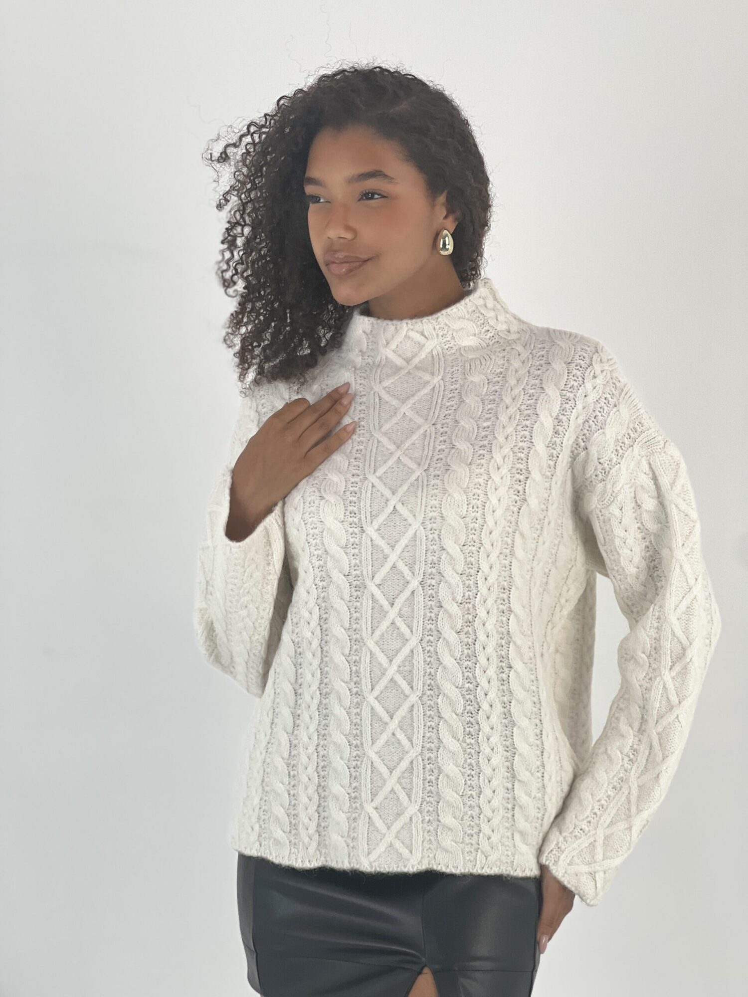 White Sweater High Neck Long Sleeve Casual Retro - Brand: MISS POEM - Women & Kids, Baby Clothes Wholesale - Globality Store