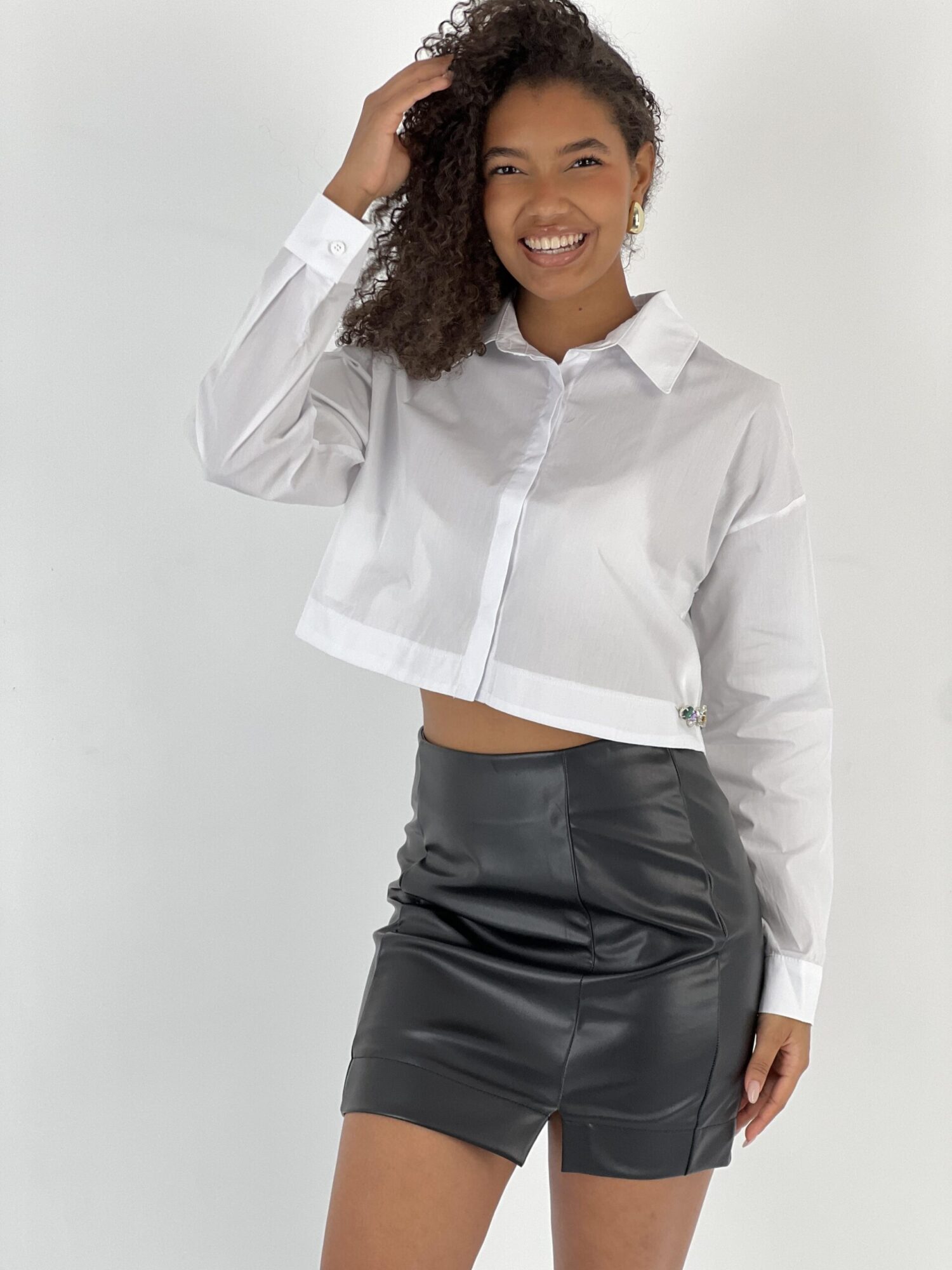 White Crop Casual Buttoned Shirt - Brand: MISS POEM - Women & Kids, Baby Clothes Wholesale - Globality Store